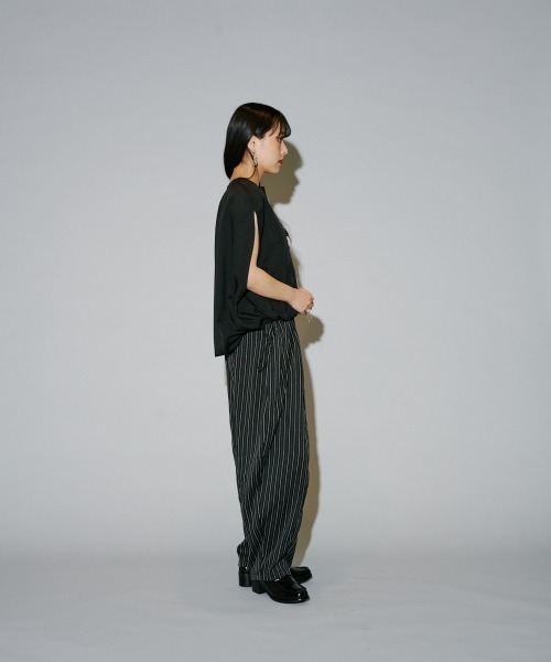 terrace(テラス)の「ヘリンボーンストライプカーブパンツ(その他パンツ・レディース・ベージュ/チャコールグレー/ブラック/ダークグレー・MEDIUM)」の8枚目の写真
