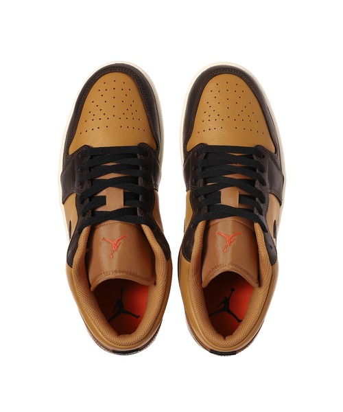 JORDAN BRAND(ジョーダンブランド)の「NIKE AIR JORDAN 1 LOW SE HQ3603-201(スニーカー・メンズ・ブラウン・29cm/28.5cm/28cm/27.5cm/27cm/26.5cm/26cm)」の3枚目の写真