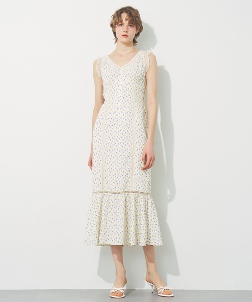 DEICY(デイシー)の「ミニフラワーレースワンピース(ワンピース・レディース・ホワイト/アイボリー・1/0)」の4枚目の写真