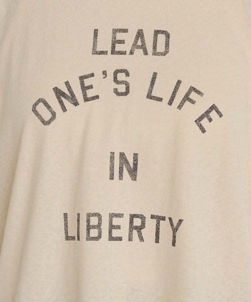 ANGIE(アンジー)の「スラブ天竺 ロゴ プリント Tシャツ(半袖)(Tシャツ/カットソー・レディース・ライトベージュ/チャコールグレー/オフホワイト/ライトピンク・FREE)」の16枚目の写真