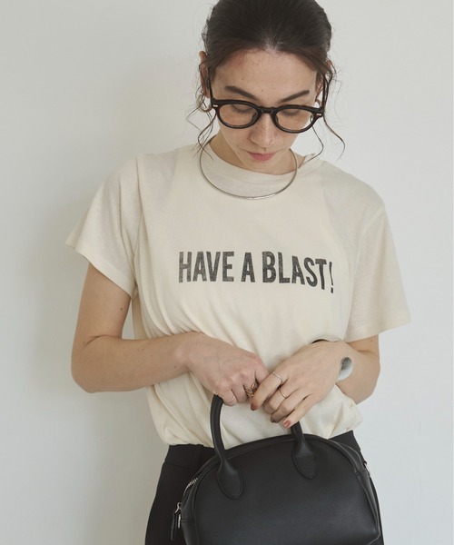 ANGIE(アンジー)の「スラブ天竺 ロゴ プリント Tシャツ(半袖)(Tシャツ/カットソー・レディース・ライトベージュ/チャコールグレー/オフホワイト/ライトピンク・FREE)」の19枚目の写真