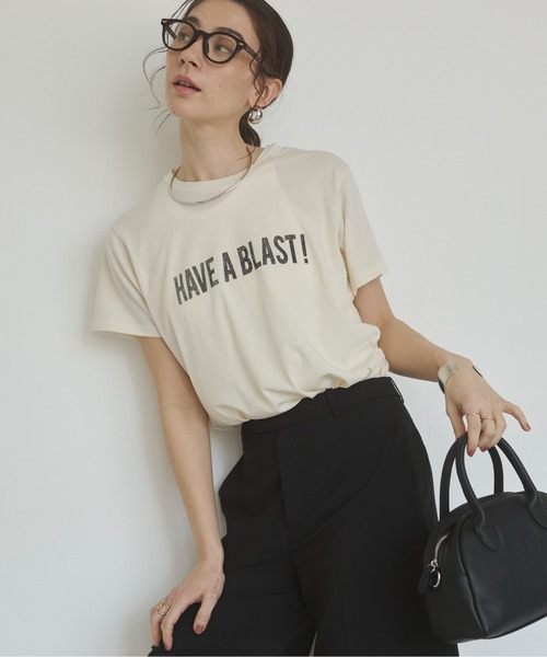 ANGIE（アンジー）の「スラブ天竺 ロゴ プリント Tシャツ（半袖）（Tシャツ/カットソー・レディース・ライトベージュ/チャコールグレー/オフホワイト/ライトピンク・FREE）」の22枚目の写真