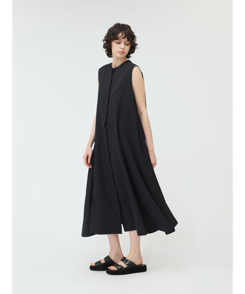 mizuiroind(ミズイロインド)の「mizuiro ind ポプリンノースリーブフレアワンピース(ワンピース・レディース・ブラック/チャコールグレー/ネイビー/グレー・FREE)」の10枚目の写真