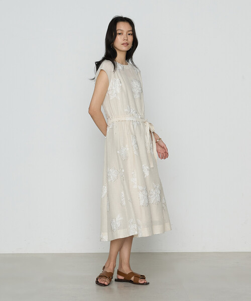 K.T KIYOKO TAKASE(キヨコタカセ)の「フラワージャカード ドレス(ワンピース・レディース・ベージュ・9号/7号)」の7枚目の写真