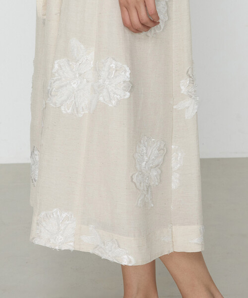 K.T KIYOKO TAKASE(キヨコタカセ)の「フラワージャカード ドレス(ワンピース・レディース・ベージュ・9号/7号)」の11枚目の写真