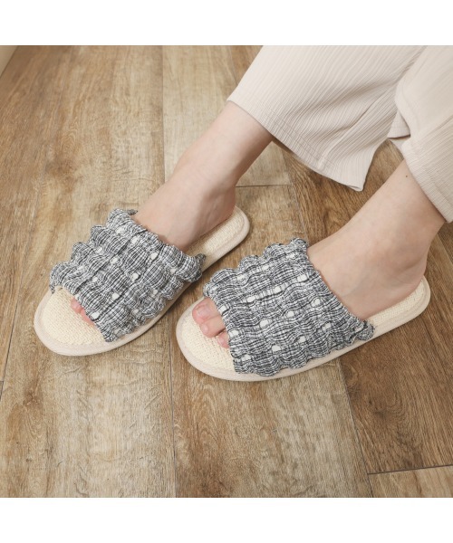 salle de bal（サルデバル）の「polka polka　ポップコーンルームシューズ（サンダル・レディース・パープル/ブラック/イエロー/ブラック系その他/アイボリー・FREE）」の3枚目の写真