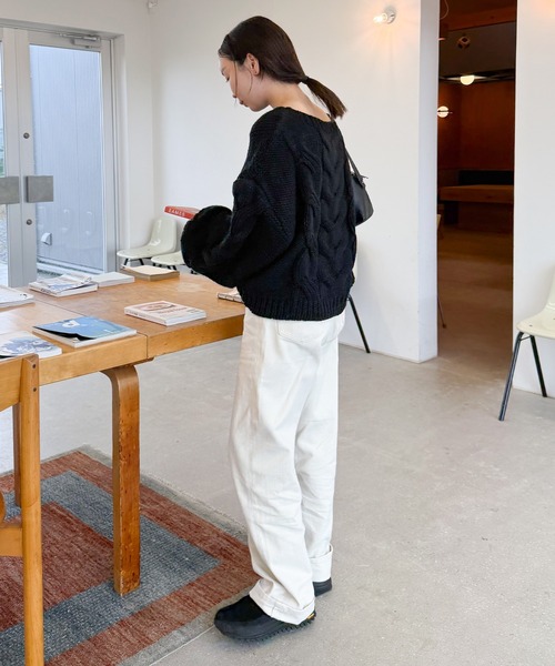 select MOCA by son（セレクトモカバイソン）の「ビッグケーブルボリュームスリーブニット（ニット/セーター・レディース・アイボリー/ブラック/グレー・FREE）」の16枚目の写真