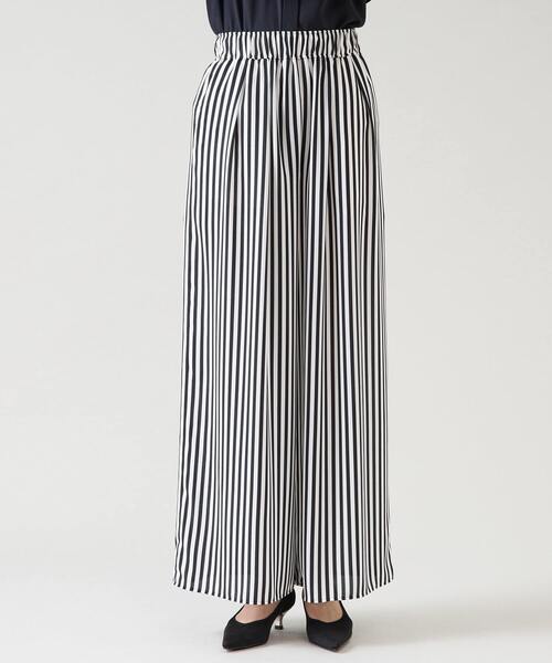Tiara（ティアラ）の「ストライププリントタックワイドパンツ（その他パンツ・レディース・ホワイト/ベージュ・FREE）」の9枚目の写真