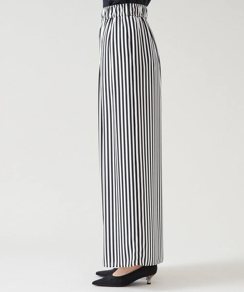 Tiara（ティアラ）の「ストライププリントタックワイドパンツ（その他パンツ・レディース・ホワイト/ベージュ・FREE）」の10枚目の写真