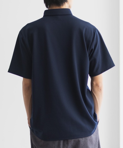 NAVY（ネイビー）の「【接触冷感 抗菌防臭】NAVY SARARI リップルボタンダウン カットポロシャツ（ポロシャツ・メンズ・オフホワイト/ネイビー・S/M/L/XL）」の12枚目の写真