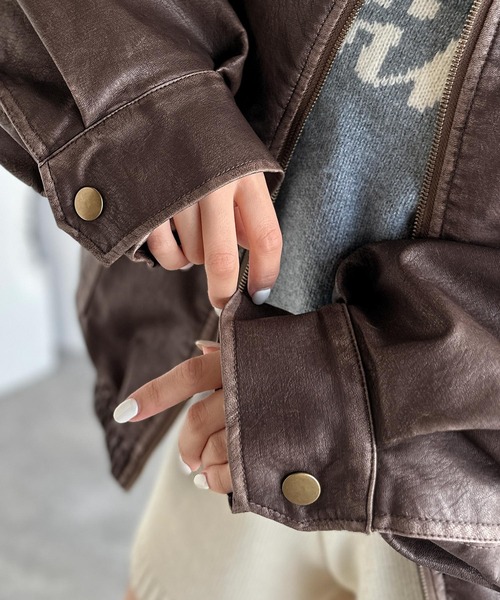 mily bilet（ミウィビレット）の「【mily bilet】「120％お顔盛れ。」ティペット付き ヴィンテージライク フェイクレザーブルゾン（ブルゾン・レディース・ブラック/ブラウン・LARGE/MEDIUM/SMALL/X-LARGE）」の22枚目の写真