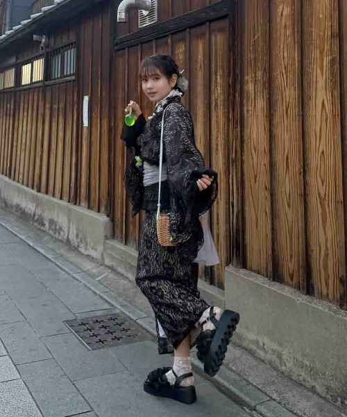 AS KNOW AS plus（アズノゥアズプラス）の「●レースデザイン浴衣 3点セット(キャミワンピース・羽織り・兵児帯)（浴衣・レディース・ブルー系/ブラック系/ピンク系/ブラック系その他/ブルー系その他/ブラック系1・FREE）」の21枚目の写真