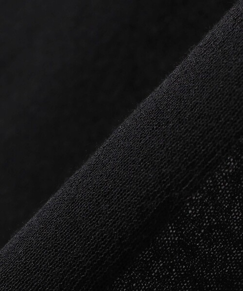 SHIPS(シップス)の「SHIPS Primary Navy Label:〈手洗い可能〉NOIR ワイド プルオーバー(ニット/セーター・レディース・ブラック/オフホワイト/ブルー・ONE SIZE)」の5枚目の写真