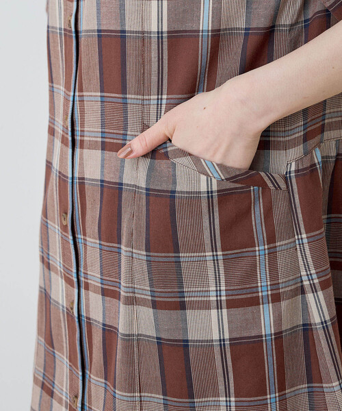 DECOY SINCE 1981（デコイシンスイチキュウハチイチ）の「チェックワンピース（ワンピース・レディース・ブラウン/ネイビー・11号/9号/13号）」の4枚目の写真