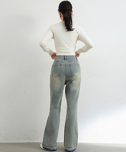 NuNuNa(ヌヌナ)の「【NuNuNa】ヴィンテージ加工カットオフダメージフレアデニムパンツ(デニムパンツ・レディース・ブラック/インディゴブルー/サックスブルー・XL/L/M/S)」の6枚目の写真