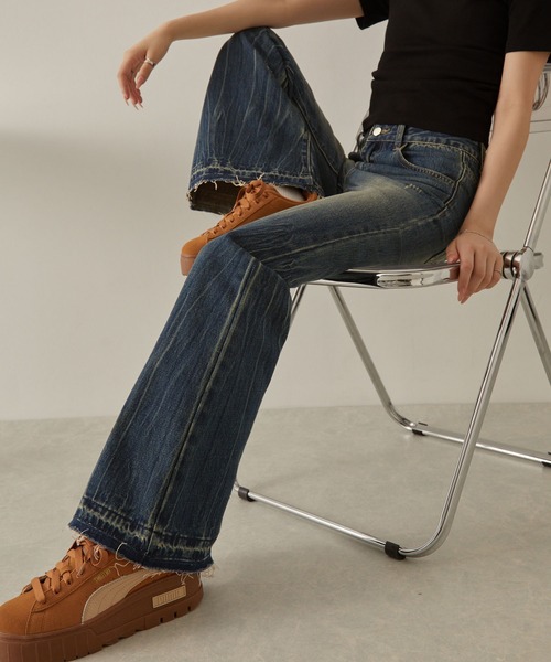 NuNuNa(ヌヌナ)の「【NuNuNa】ヴィンテージ加工カットオフダメージフレアデニムパンツ(デニムパンツ・レディース・ブラック/インディゴブルー/サックスブルー・XL/L/M/S)」の10枚目の写真