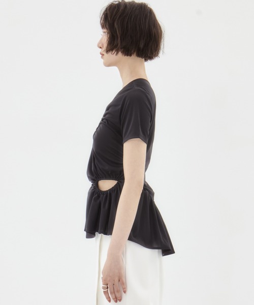 FETICO（フェティコ）の「【FETICO/フェティコ】《STUDIOUS別注》 CIRCLE CUT TEE/サークルカットTシャツ（Tシャツ/カットソー・レディース・ブラック/アイボリー・FREE）」の19枚目の写真