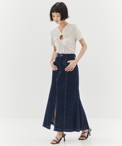 FETICO（フェティコ）の「【FETICO/フェティコ】《STUDIOUS別注》 CIRCLE CUT TEE/サークルカットTシャツ（Tシャツ/カットソー・レディース・ブラック/アイボリー・FREE）」の22枚目の写真