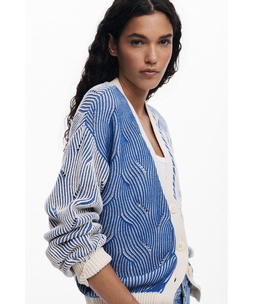 Desigual(デシグアル)の「バイカラーニットカーディガン(カーディガン/ボレロ・レディース・ブルー・XS/S/M/L/XL)」の5枚目の写真
