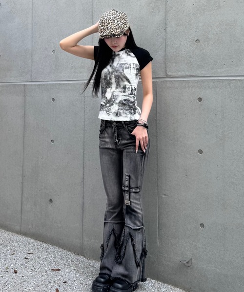 ひ*ろ様 大人気TEXTURE デニム フレアパンツ Texture デニム フレアパンツ
