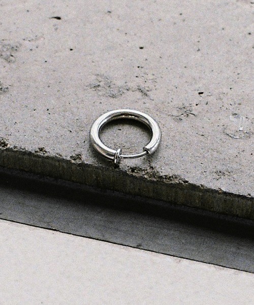 WYM LIDNM(ウィム バイ リドム)の「HOOP EARRING(イヤリング・メンズ・シルバー・FREE)」の3枚目の写真