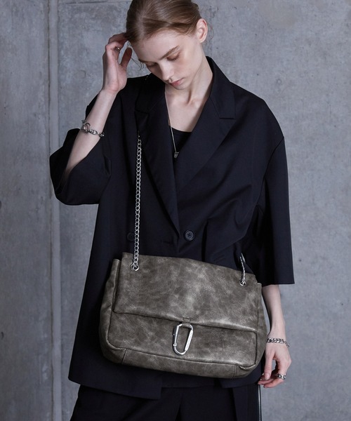 SERACE（セラス）の「【SERACE】Vintage design 2way chain shoulder bag / ヴィンテージデザイン2wayチェーンショルダーバッグ（ショルダーバッグ・メンズ・ブラック/グレー/ブラウン・FREE）」の14枚目の写真