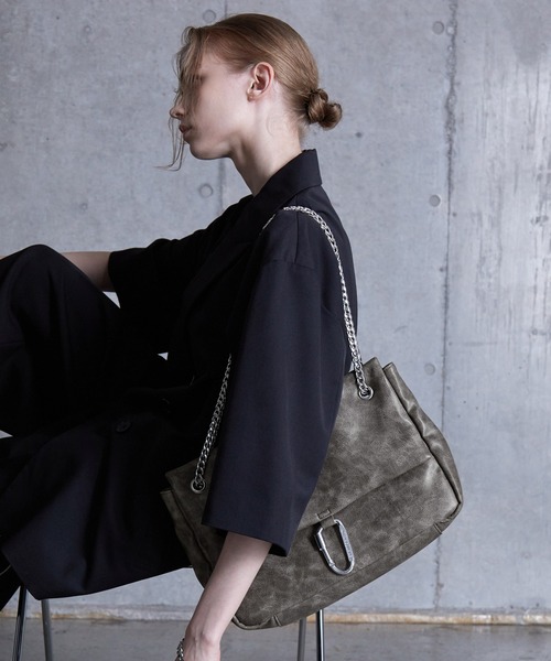 SERACE（セラス）の「【SERACE】Vintage design 2way chain shoulder bag / ヴィンテージデザイン2wayチェーンショルダーバッグ（ショルダーバッグ・メンズ・ブラック/グレー/ブラウン・FREE）」の18枚目の写真