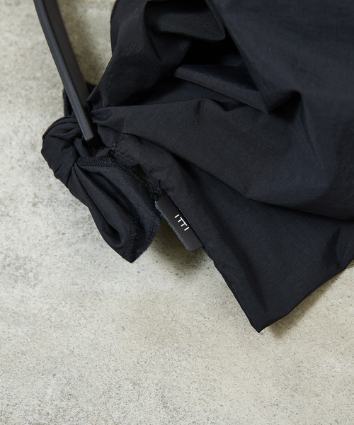 And A(アンドエー)の「ITTI イッチ / HERRIE FUROSHIKI ONE HANDLE BAG - S /RF-LC ヘリーナイロン風呂敷レザーワンハンドルバッグ / ITTI-BAG-151-RFLC(トートバッグ・メンズ・ブラック/ダークベージュ・FREE)」の15枚目の写真