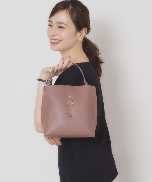 ITS'DEMO（イッツデモ）の「【2WAY】ベルト飾りミニショルダー（ショルダーバッグ・レディース・ダークグレー/ボルドー/ブラック/ブラウン系その他・00）」の9枚目の写真