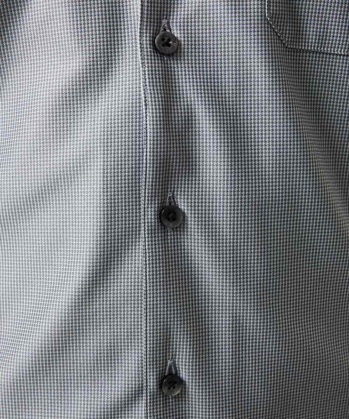MICHEL KLEIN HOMME (ミッシェルクランオム)の「《日本製》マイクロチェック柄半袖シャツ(シャツ/ブラウス・メンズ・グレー/ブルー/ライトブルー・MEDIUM/LARGE/X-LARGE)」の6枚目の写真