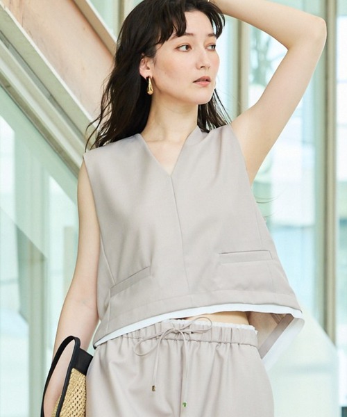 qualite(カリテ)の「【セットアップ対応】ウールライクジレ/ノースリーブトップス(タンクトップ・レディース・ベージュ/チャコールグレー・フリー)」の1枚目の写真