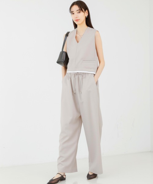 qualite(カリテ)の「【セットアップ対応】ウールライクジレ/ノースリーブトップス(タンクトップ・レディース・ベージュ/チャコールグレー・フリー)」の14枚目の写真