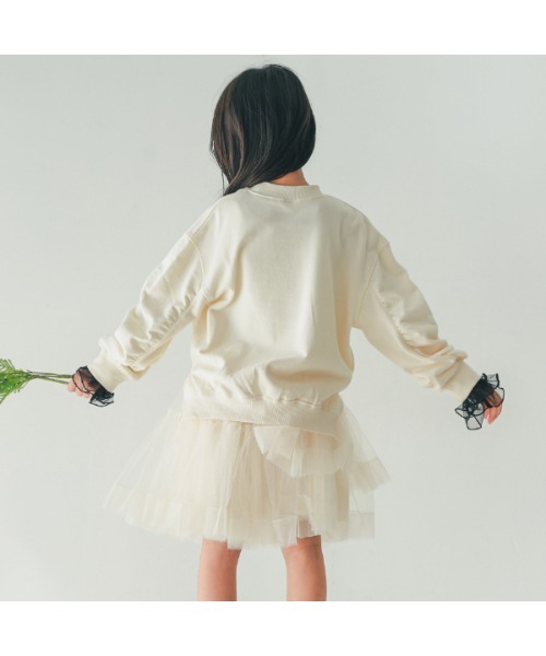 NHT（エヌエイチティー）の「エヌエイチティー ALYSSUM　ギャザートレーナー（スウェット・キッズ・アイボリー/チャコールグレー/ブラック・160cm/150cm/140cm/130cm/120cm/110cm）」の8枚目の写真