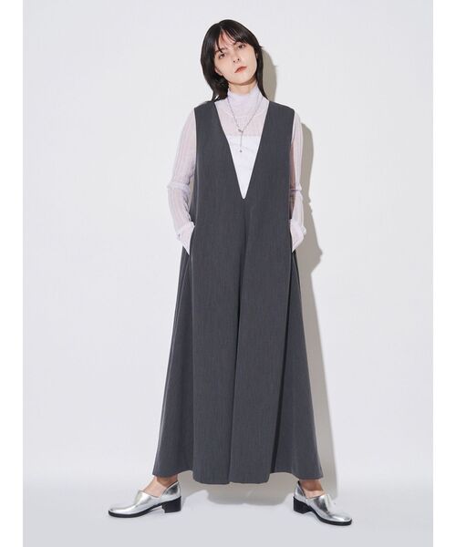 ELENDEEK ディープVネックAラインワンピース 02サイズ　新品未使用 ディープVネックAラインワンピース（ワンピース）｜ELENDEEK（エレン