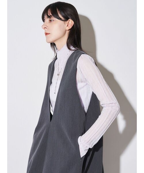 ディープVネックAラインワンピース（ワンピース）｜ELENDEEK（エレン