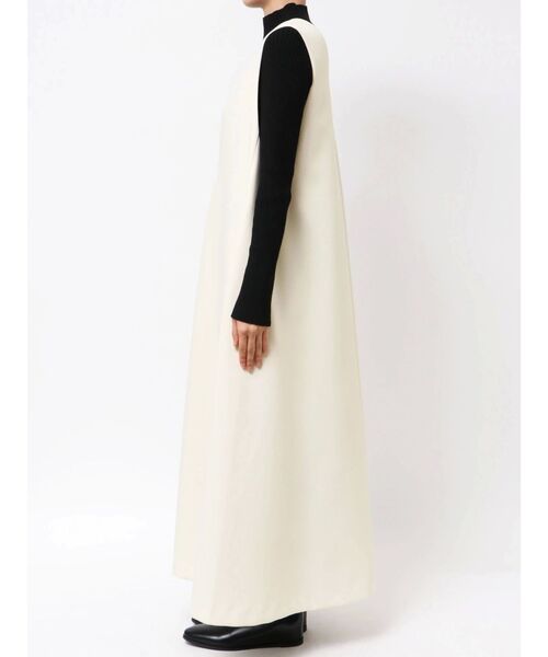 ディープVネックAラインワンピース（ワンピース）｜ELENDEEK（エレン