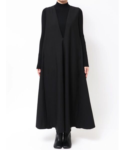 ELENDEEK ディープVネックAラインワンピース 02サイズ　新品未使用 ディープVネックAラインワンピース（ワンピース）｜ELENDEEK（エレン