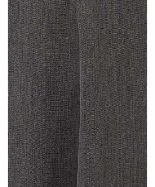 ELENDEEK（エレンディーク）の「ディープVネックAラインワンピース（ワンピース・レディース・オフホワイト/ブラック/グレー・01/02）」の5枚目の写真