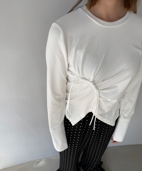 SANSeLF(サンセルフ)の「【SANSeLF】 ドローストリングデザインシャツ アシンメトリーヘム 長袖 ブラウス saw25a026(Tシャツ/カットソー・レディース・ホワイト/ブラック・FREE)」の3枚目の写真
