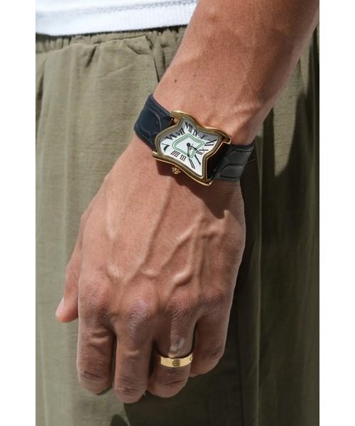Laphont(ラフォン)の「SQUARE MELTING WATCH LARGE(アナログ腕時計・メンズ・ゴールド・OS)」の4枚目の写真