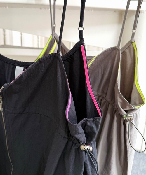 Q（キュー）の「ドロストワークジャンスカ（ジャンパースカート・レディース・グレー/ブラック・MEDIUM）」の4枚目の写真