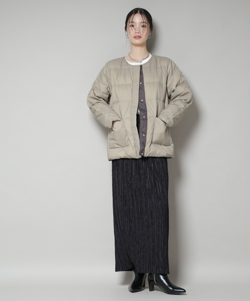 NANO universe(ナノユニバース)の「撥水加工ライトダウン リバーシブルノーカラージャケット(ダウンジャケット/コート・レディース・ブラック/オリーブ/アイボリー・S/M)」の16枚目の写真