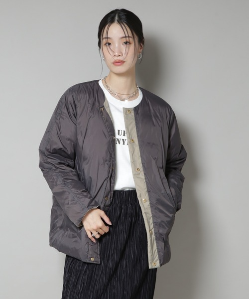 NANO universe(ナノユニバース)の「撥水加工ライトダウン リバーシブルノーカラージャケット(ダウンジャケット/コート・レディース・ブラック/オリーブ/アイボリー・S/M)」の21枚目の写真