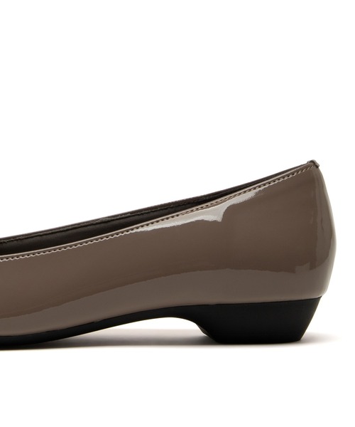 JELLY BEANS（ジェリービーンズ）の「【レイン対応】アシンメトリーリボンモールドソールレインパンプス【Made in Japan】(325-59133)JELLY BEANS(ジェリービーンズ)（レインシューズ・レディース・グレー/ブラック系その他/グレイッシュベージュ・24.5/24/23.5/23/22.5）」の8枚目の写真