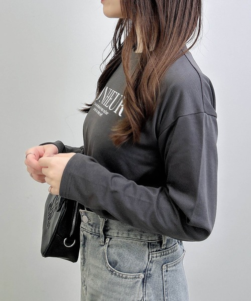 INGNI(イング)の「箔プリントロゴロングTシャツ(Tシャツ/カットソー・レディース・ホワイト×ゴールド/ホワイト×シルバー/ライトグレー系8・M)」の13枚目の写真