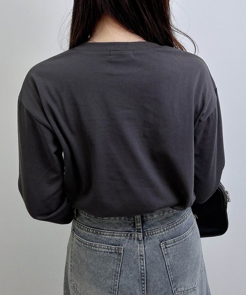 INGNI(イング)の「箔プリントロゴロングTシャツ(Tシャツ/カットソー・レディース・ホワイト×ゴールド/ホワイト×シルバー/ライトグレー系8・M)」の14枚目の写真