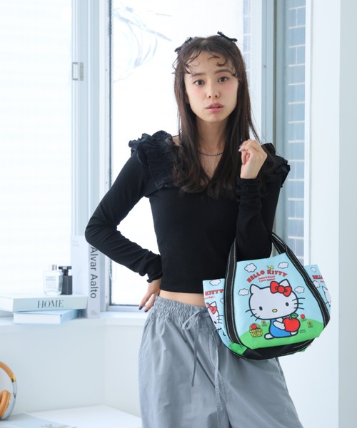 sanrio(サンリオ)の「サンリオ ミニバルーントート2(トートバッグ・レディース・ライトグレー/ブルー系その他/レッド/ピンク系/ピンク/スカイブルー/グリーン/アニマル・FREE)」の4枚目の写真