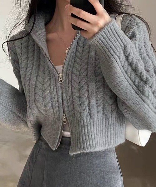 WESTSEA(ウエストシー)の「ショート丈 ケーブルニット フルジップカーディガン(カーディガン/ボレロ・レディース・チャコール/ライトグレー/アイボリー・FREE)」の18枚目の写真