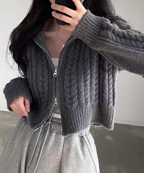 WESTSEA(ウエストシー)の「ショート丈 ケーブルニット フルジップカーディガン(カーディガン/ボレロ・レディース・チャコール/ライトグレー/アイボリー・FREE)」の6枚目の写真