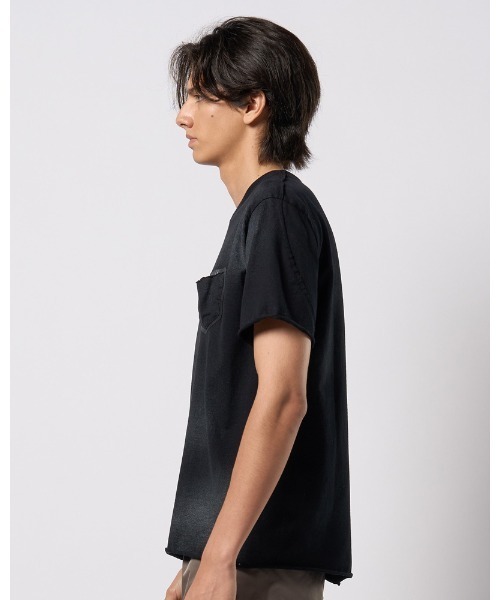 wjk(ダヴルジェイケイ)の「spray dye leather pocket-T(Tシャツ/カットソー・メンズ・ホワイト×ブラック/ホワイト×ブルー/グレイッシュベージュ/ブラック×シルバー・SMALL/MEDIUM/LARGE/X-LARGE)」の6枚目の写真